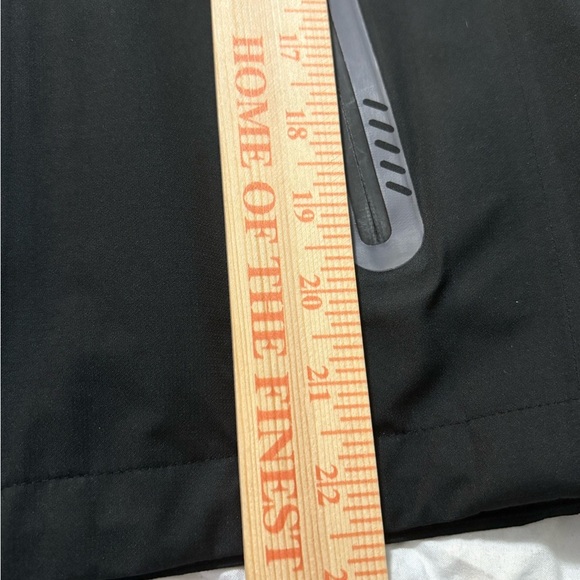 Merrell GORE-TEX Black Prolite Shell Jacket.Zippered Hood, Underarm ventilation - Picture 16 of 16